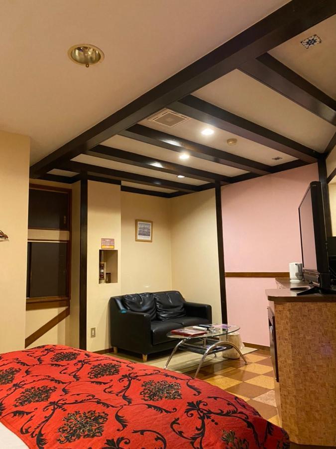 ホテル艶グループ　富津店 Экстерьер фото